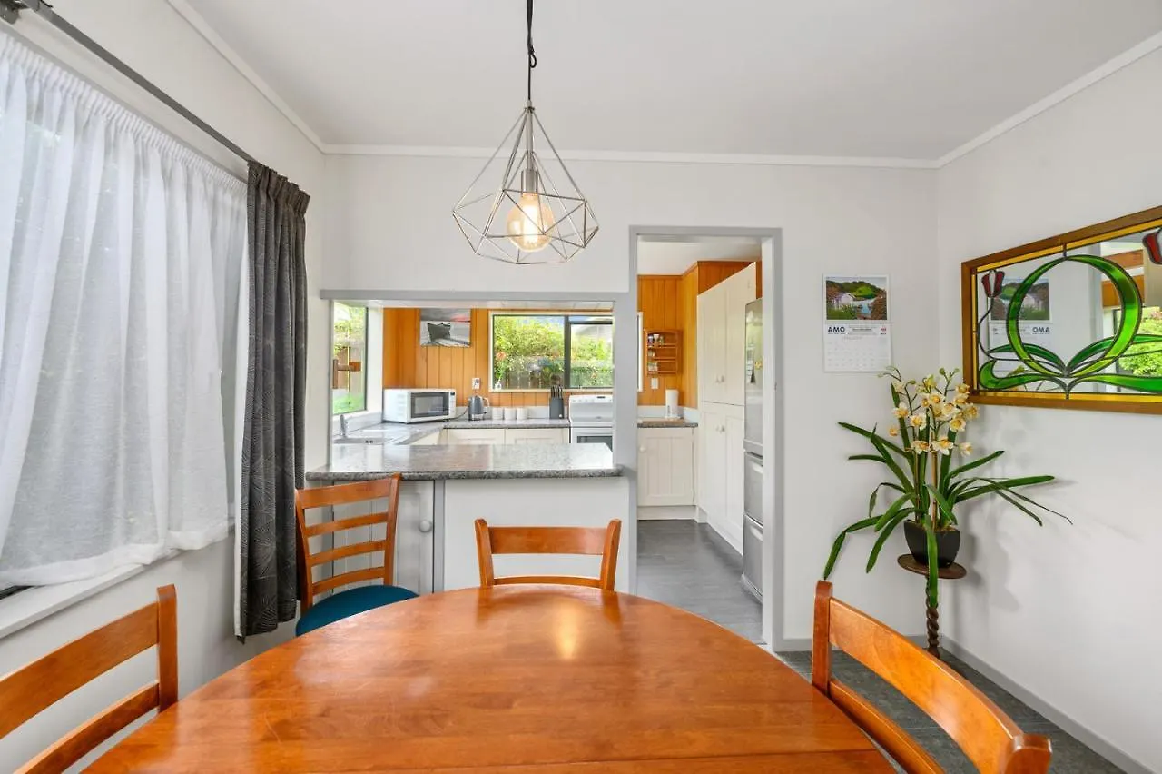 Дом отдыха Otonga Cottage Роторуа Новая Зеландия